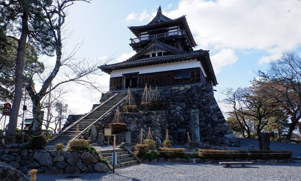 Château de Maruoka – Le dernier donjon authentique à Fukui