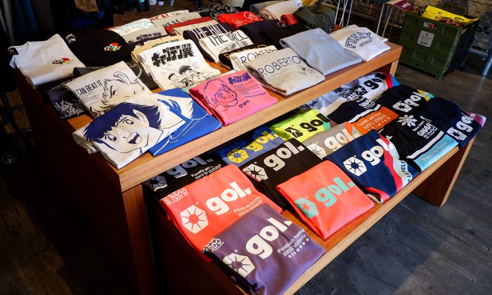 gol. STORE TSUBASA – ⚽ La boutique pour les fans d'Olive et Tom à Tokyo