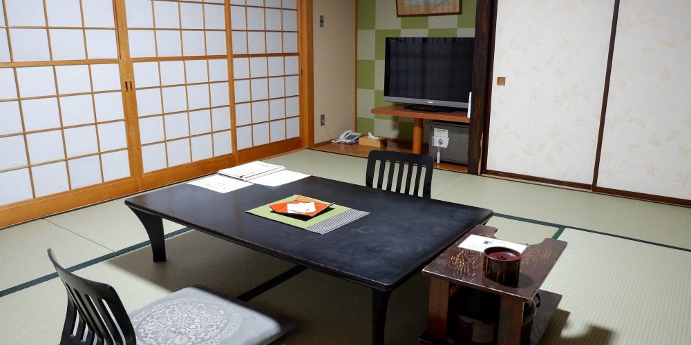 Seiko Grand Hotel (avis) – Le ryokan spacieux et rétro à Oga Onsen