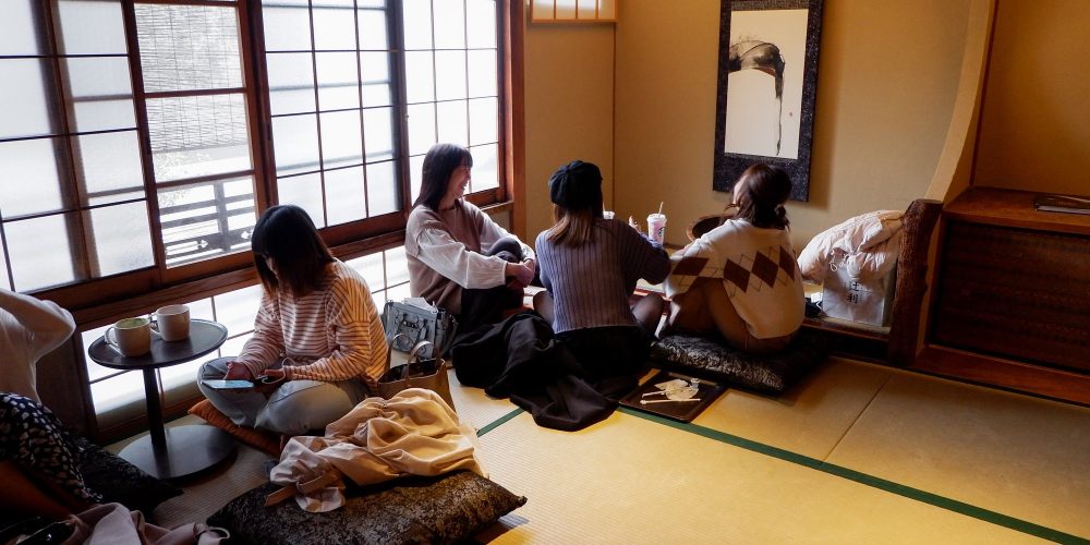 Starbucks Kyoto Ninenzaka Yasaka Chaya – ☕ Le café sur tatami