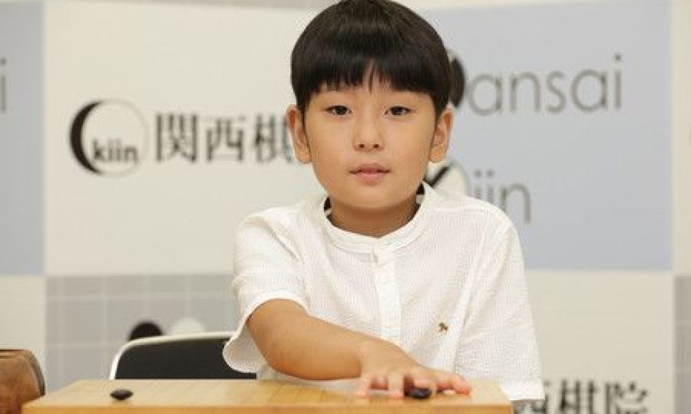 Fujita Reo est devenu le plus jeune joueur professionnel du jeu de go