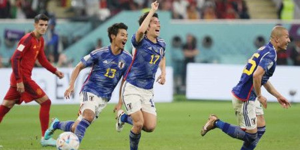 Double exploit : le Japon qualifié pour les huitièmes de finale après sa victoire contre l’Espagne