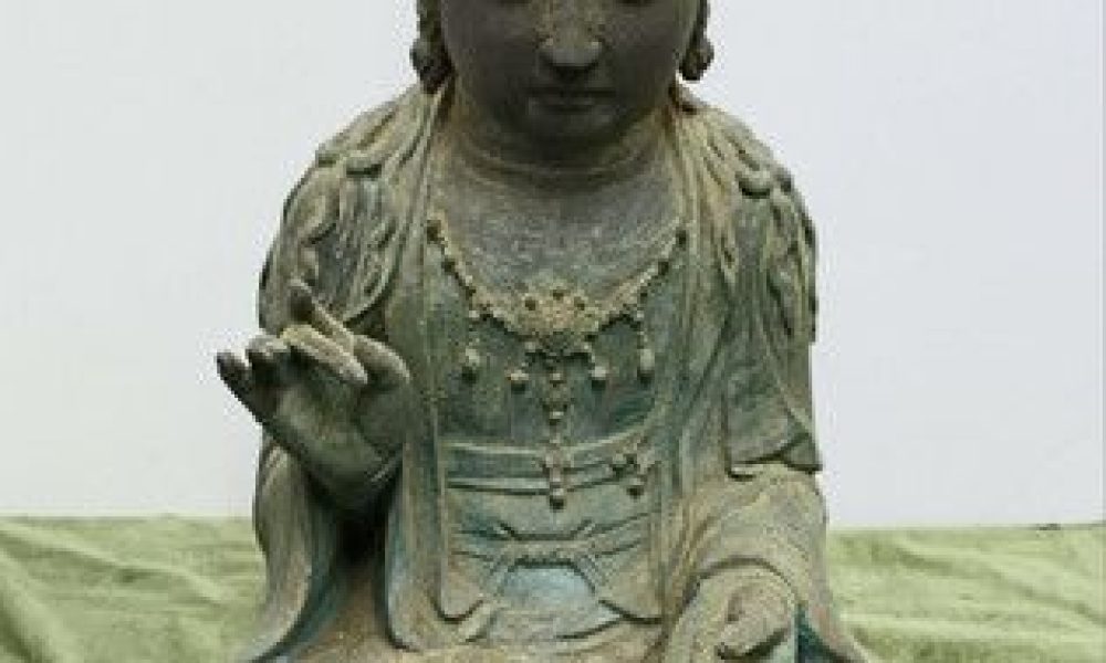 Un temple sud-coréen perd le droit de garder une statue bouddhique volée au Japon