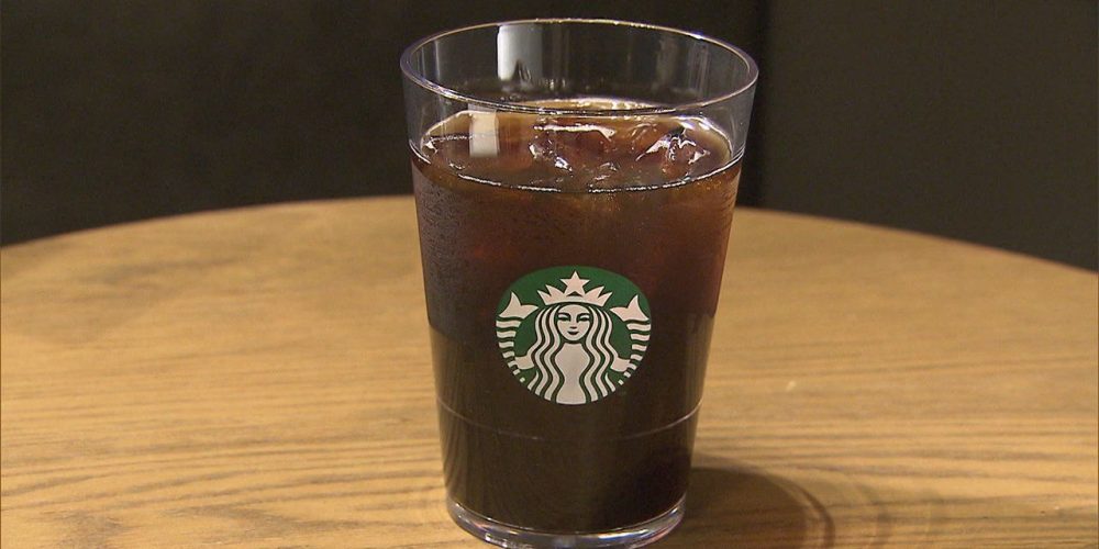 Starbucks Japan remplace ses gobelets en plastique et en papier par des verres