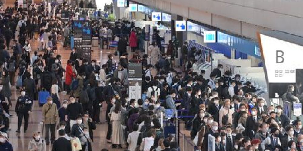 Les passagers des compagnies aériennes japonaises seront libres de porter ou d’enlever le masque