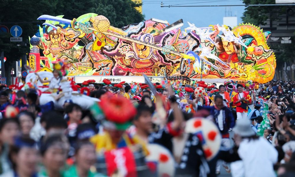 [Vidéo] Le Kizuna-matsuri, six grands festivals en un créé après la triple catastrophe de Fukushima