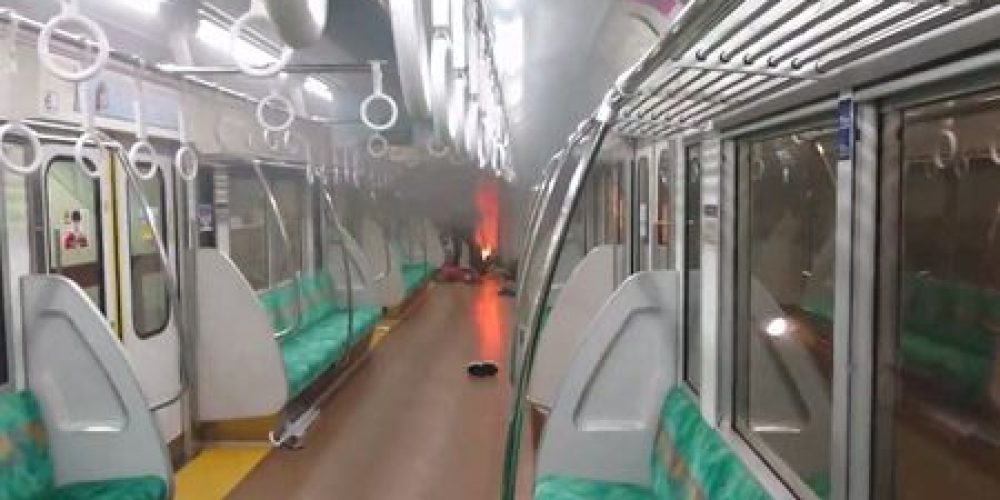 Tentative de meurtre dans un train de Tokyo : 25 ans de prison requis pour le « joker »