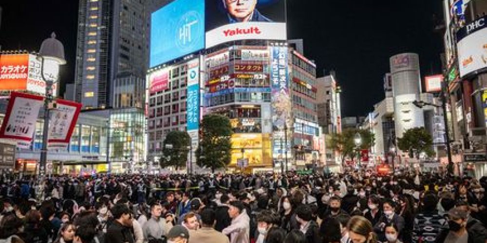 « Ne venez pas ! » : le maire de Shibuya appelle à ne pas se réunir au célèbre carrefour pendant Halloween