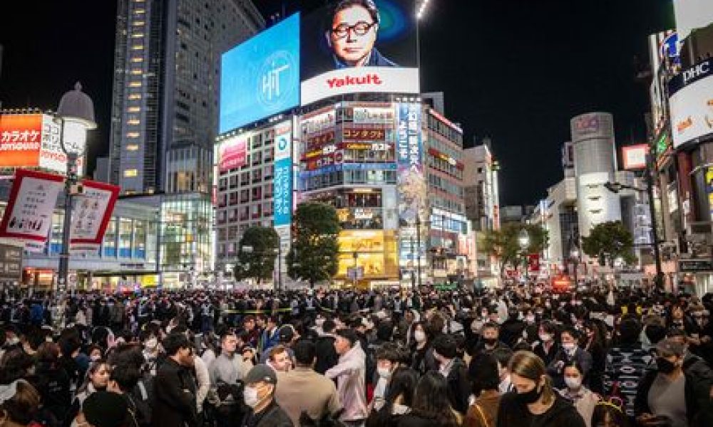 « Ne venez pas ! » : le maire de Shibuya appelle à ne pas se réunir au célèbre carrefour pendant Halloween
