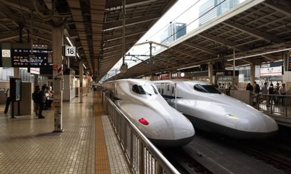 Tous les espaces fumeurs des Shinkansen seront bientôt supprimés