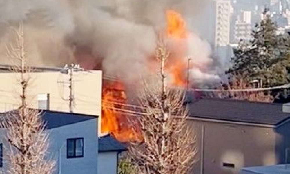 Un incendie détruit la résidence de l’ancien Premier ministre Tanaka Kakuei