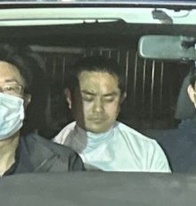 Un homme arrêté après avoir blessé deux personnes au couteau dans le métro de Tokyo