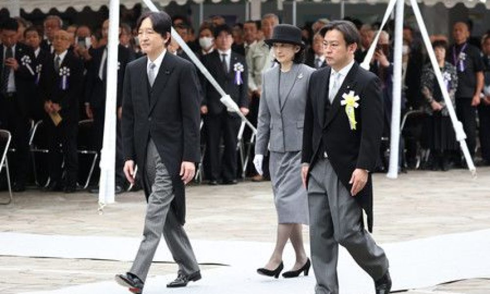 Les dépouilles de 368 Japonais morts pendant la guerre ont été inhumées dans un cimetière de Tokyo