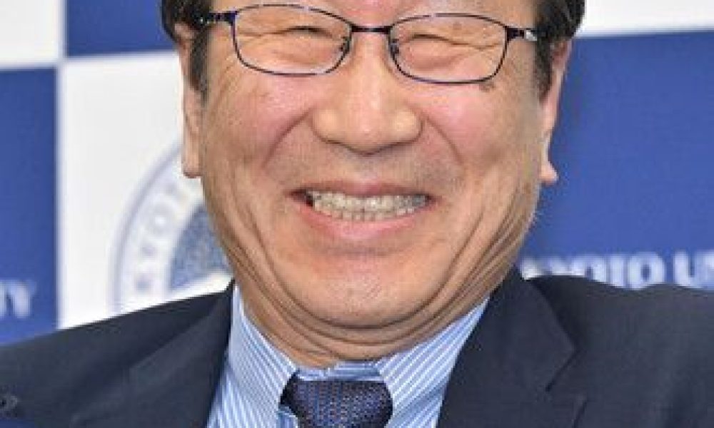 Le prix Nobel de chimie attribué à trois personnes, dont le Japonais Kitagawa Susumu